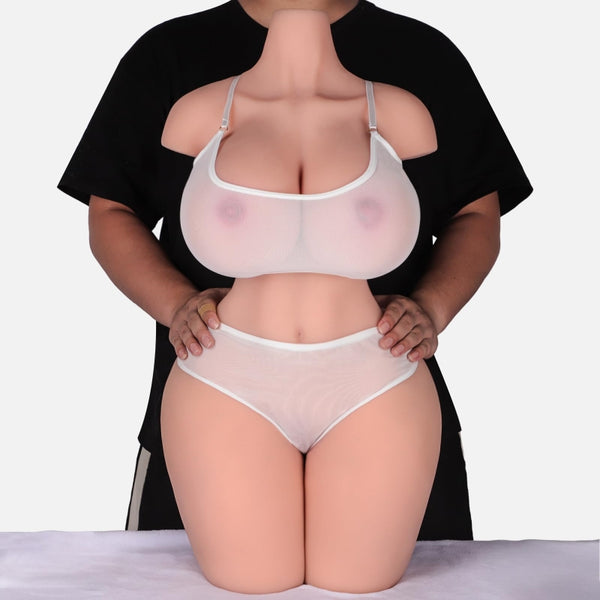 Kim Poupée doll demi corps huge boobs - 28kg 78cm