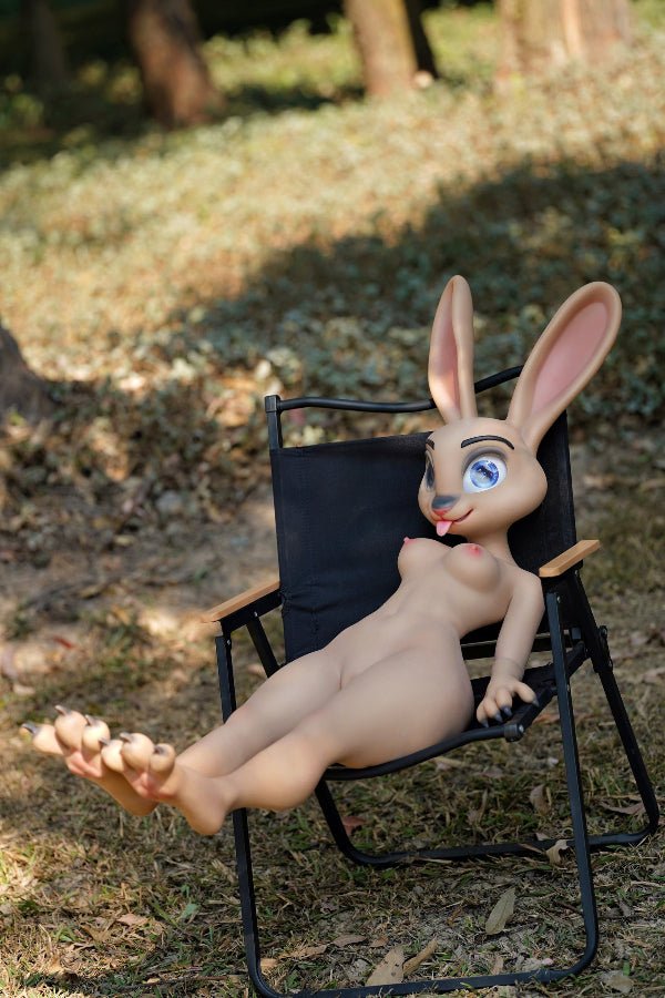 Une touche espiègle avec des oreilles de lapin.