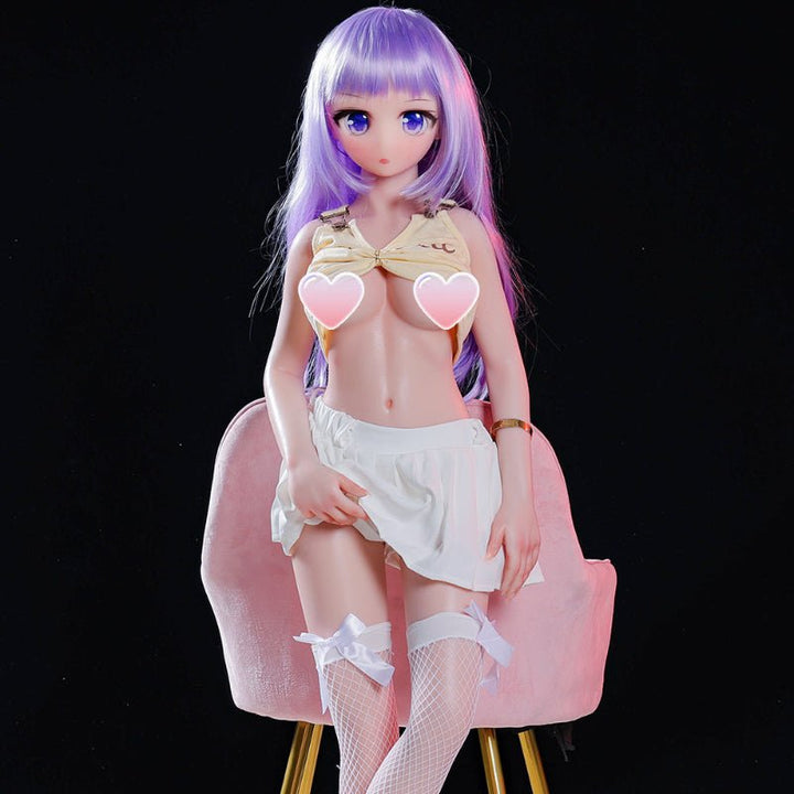 Puppe mit verführerischer Pose