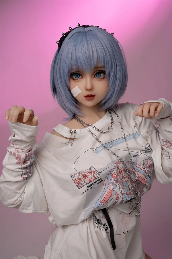 Mini-doll japonaise Hanaé tête en silicone 130cm