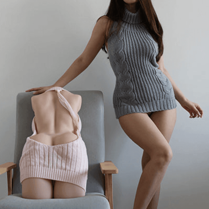 Demi-poupée Diana – Vue rapprochée de la taille fine et des courbes délicates, parfaitement sculptées pour un réalisme optimal